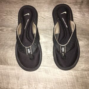 Girls Nike sandals